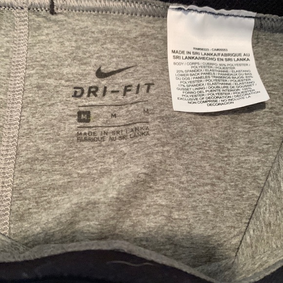 Girls Nike pro leggings - Picture 4 of 4